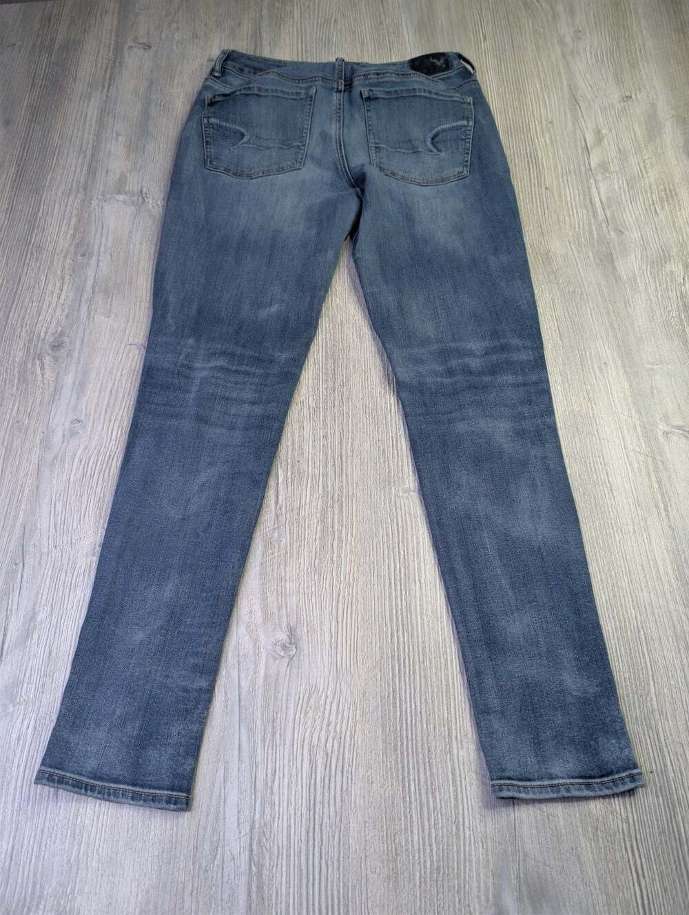 American Eagle Women's Distressed Skinny Jeans Blue Wash size 6 regular‎ - Picture 10 of 11